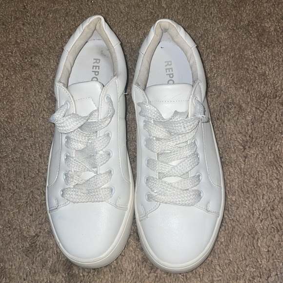 Report White Platform Lace Up Sneakers bought from Boutique Excellent Condition - Picture 2 of 5